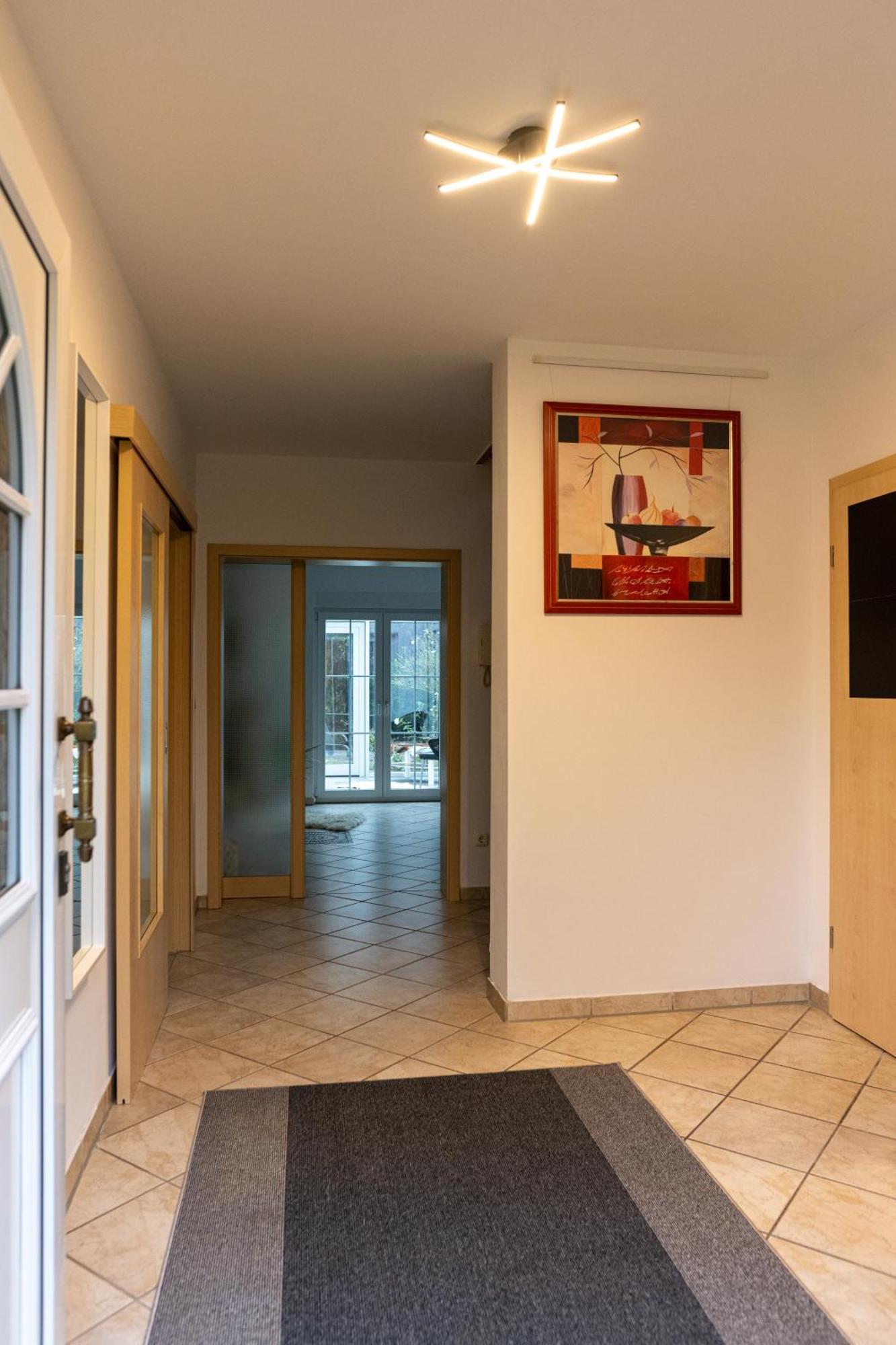 Ganzes Ferienhaus In Leipzig Mit Garage Und Fussbodenheizung المظهر الخارجي الصورة