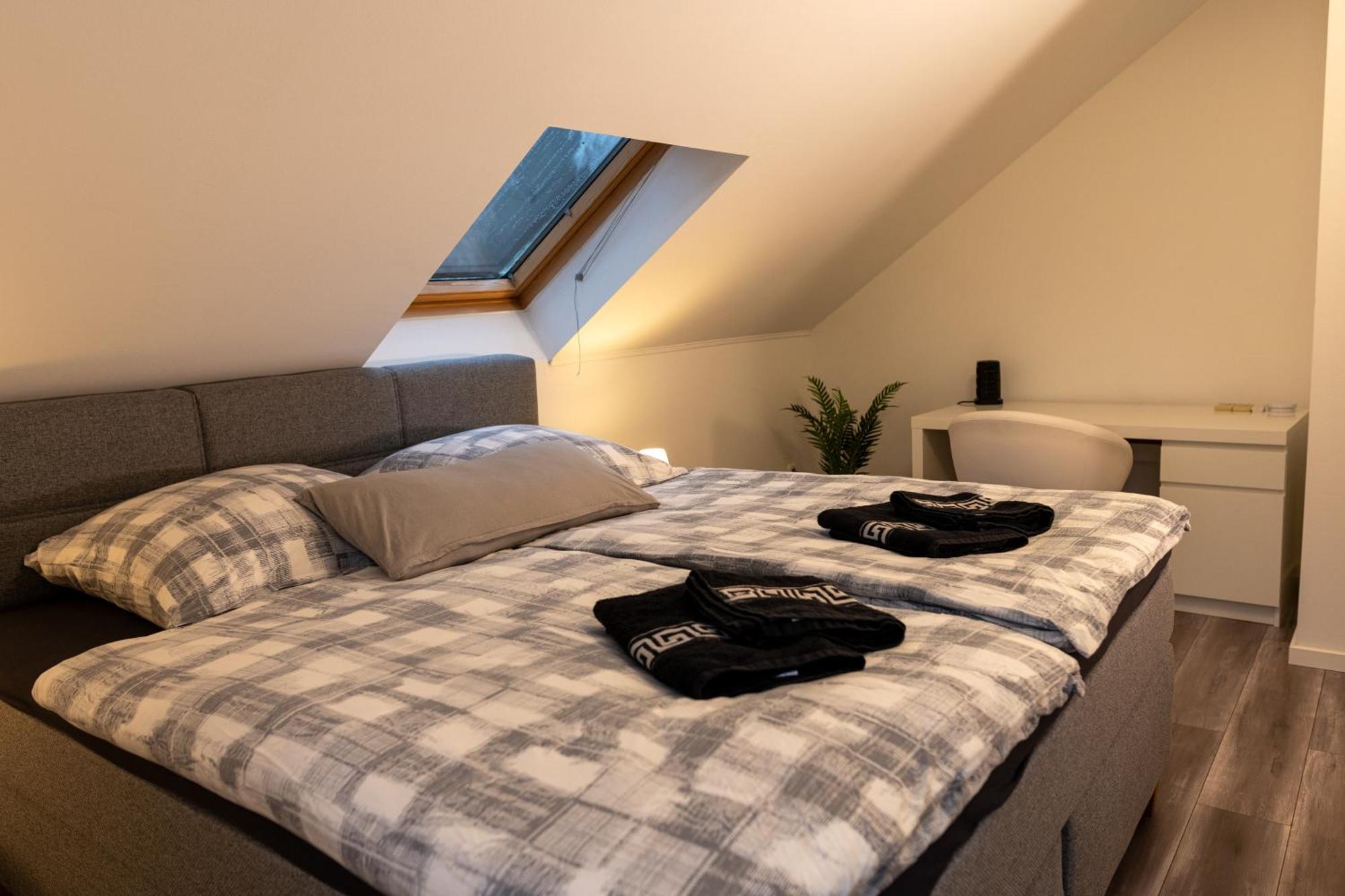 Ganzes Ferienhaus In Leipzig Mit Garage Und Fussbodenheizung المظهر الخارجي الصورة