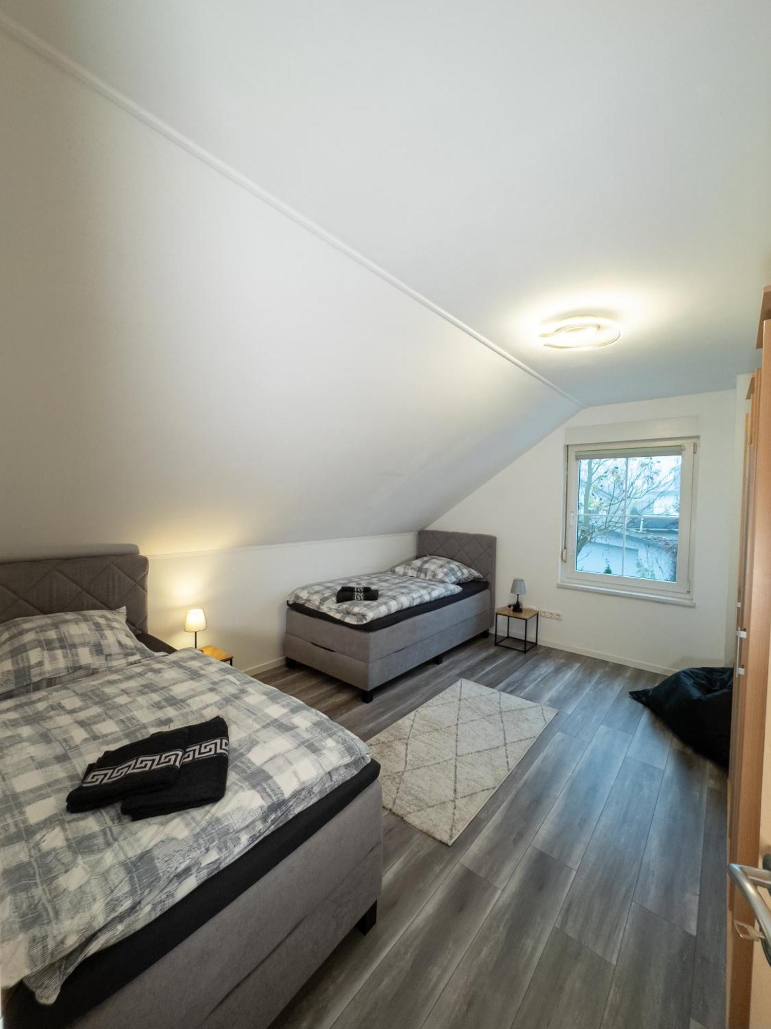 Ganzes Ferienhaus In Leipzig Mit Garage Und Fussbodenheizung المظهر الخارجي الصورة