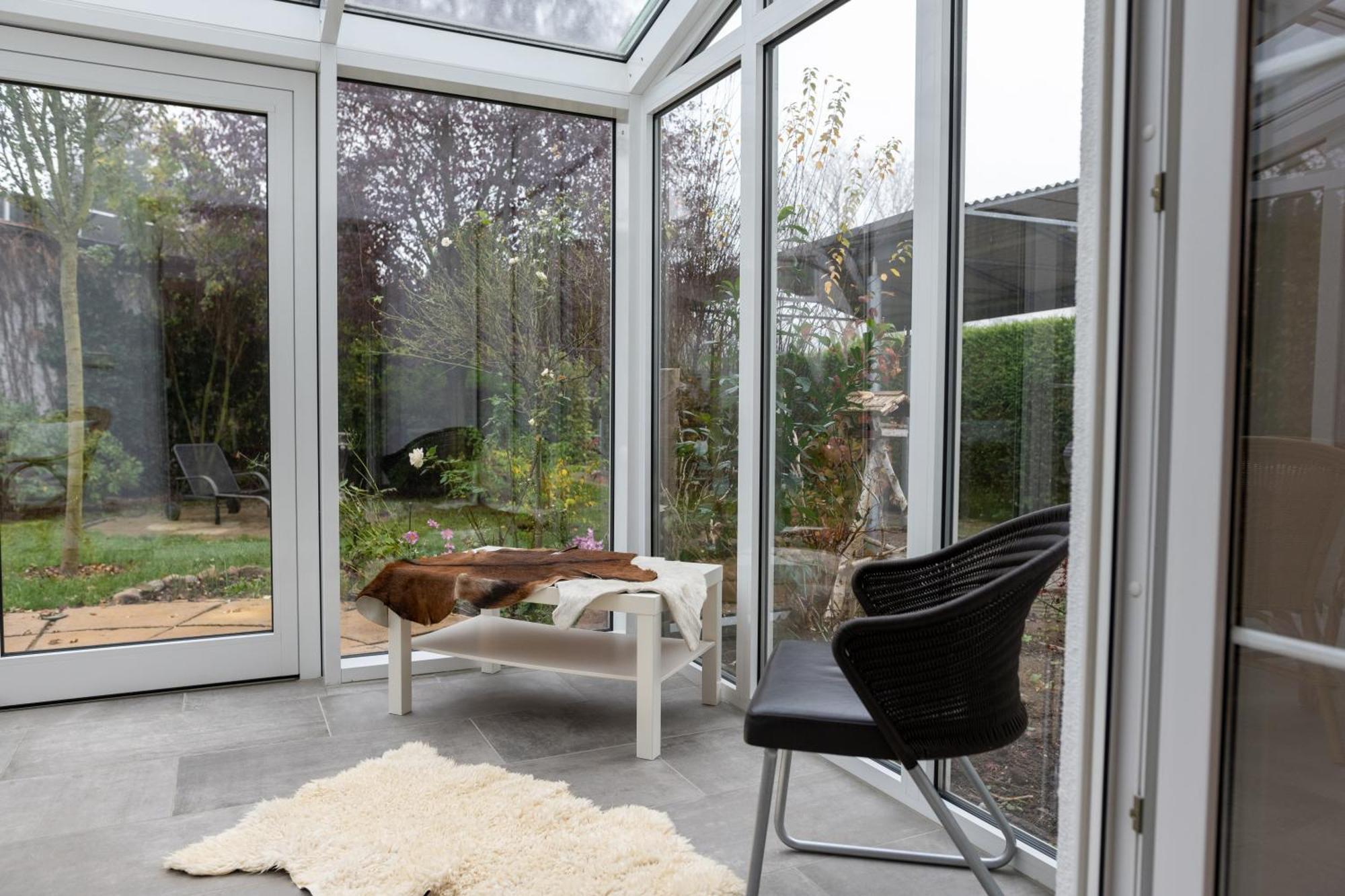 Ganzes Ferienhaus In Leipzig Mit Garage Und Fussbodenheizung المظهر الخارجي الصورة